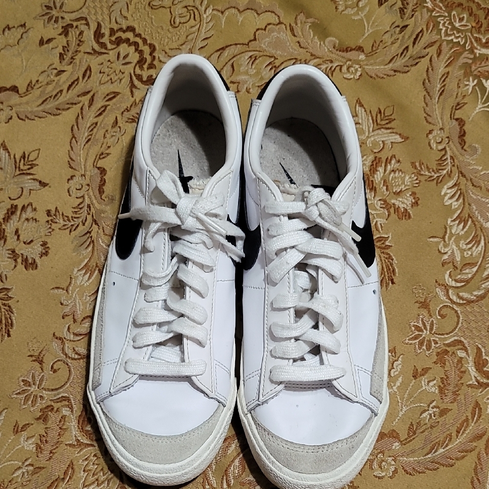 Nike White and Black Athletic Shoes